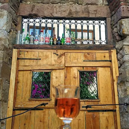 Greek House With Sea View In The Heart Of History Ayvalı