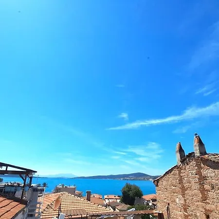 Greek House With Sea View In The Heart Of History